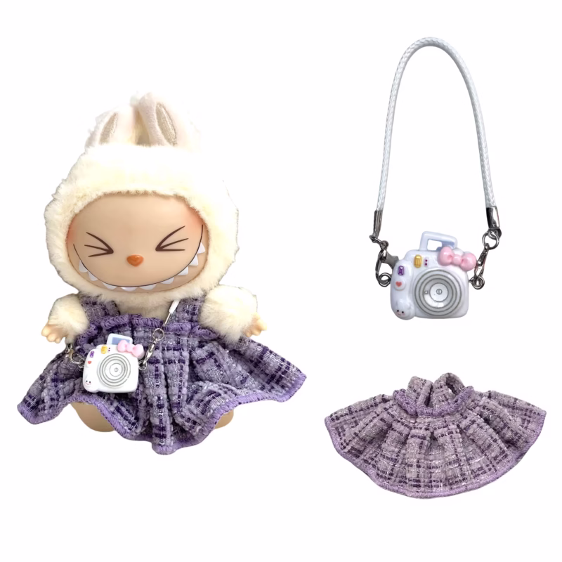 La indumentaria es ropa para la muñeca Labubu de 17 cm, accesorios de las generaciones V1 y V2, una falda y un simple sombrero de color púrpura