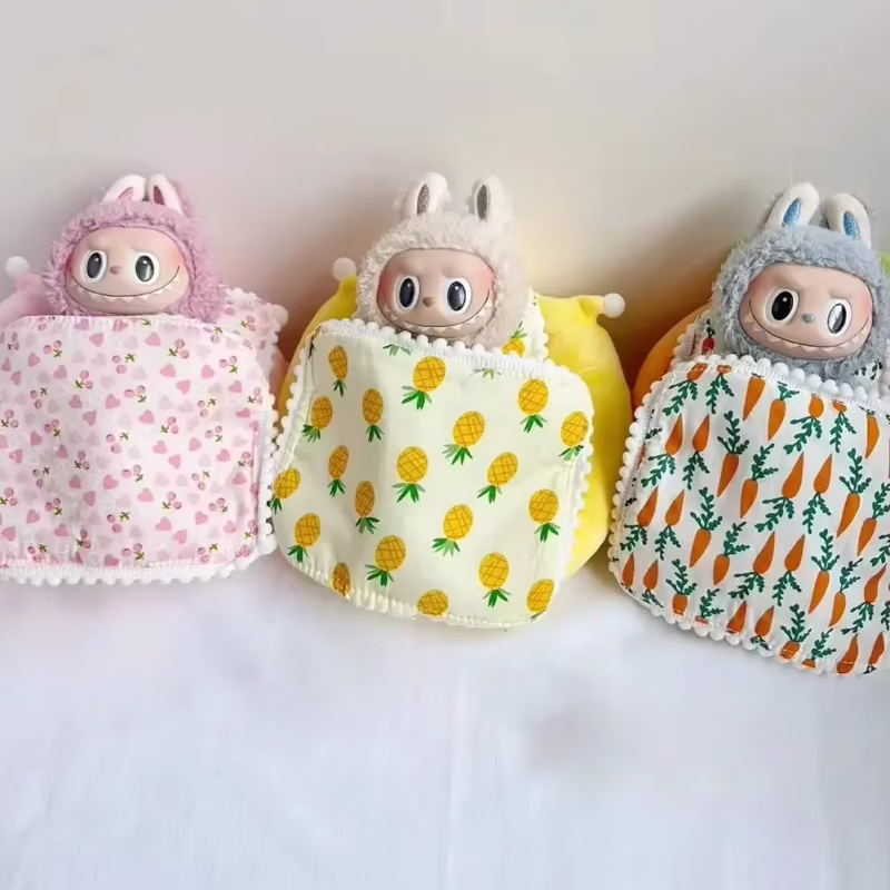 Juego de cama para muñecas con 2 almohadas de tamaño para muñecas, una manta para muñeca hecha de lino natural y un marco de cama Labubu con 2 almohadas