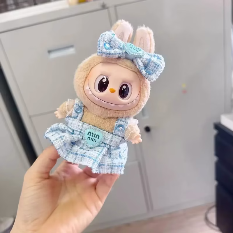 Conjunto de atuendo de Año Nuevo de LABUBU - Representante oficial de Popmart Bubble Mart Collab con accesorios de peluche hechos a mano | Regalo de Navidad y festividades - Image 2
