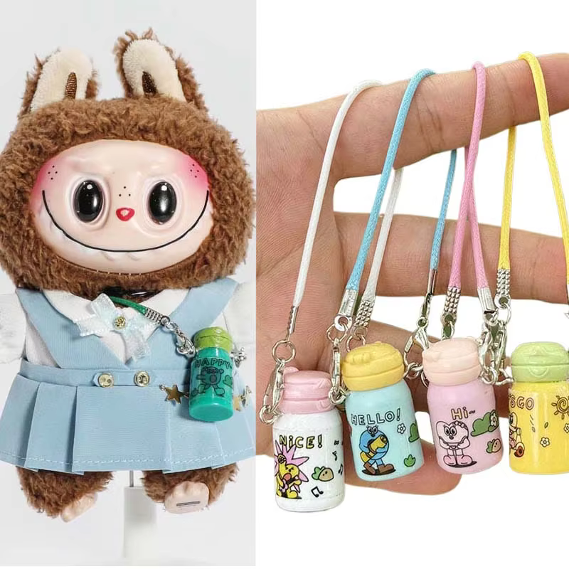 Mini adornos encantadores para muñecas, botellas de Labubu, adornos para muñecas, biberón, adorno para muñecas, simulationdiy, taza de agua, muñecas casa, y accesorios de casa de muñecas.