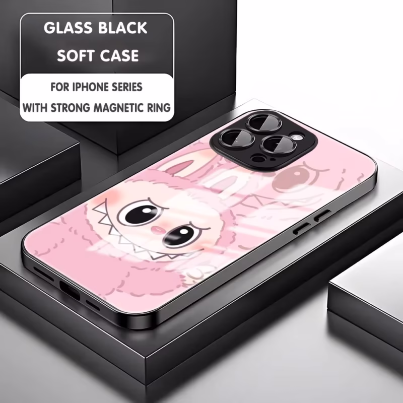 Crea tu iPhone en un solo toque increíblemente más resistente a los golpes, caídas, raspones, además de añadirle un toque de estilo y personalidad con la cremosisse de L-Labubu. Este modelo es ideal para iPhone 11, series 12, 13, 14, 15, y 16, además de las series Plus, Mini y Pro - Image 2