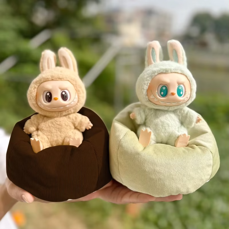 Colgante de muñeca Labubu, sofá en miniatura con cojín, cama suave para muñeca mini, asiento cama mini para muñeca, sofá cama mini para muñeca, asiento sofá cama mini para muñeca, cama mini suave, accesorios mini muñeca