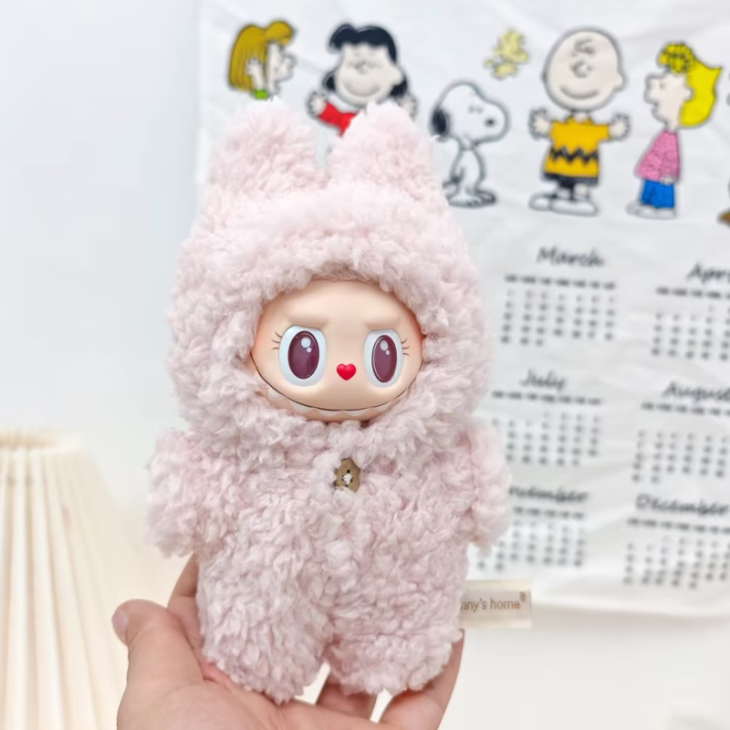 Compatibilidad: Aunque está diseñado específicamente para muñecas Labubu V1, V2, V3 con muñecas de 15-17 cm, también puede ajustarse a otras muñecas de una escala similar. - Image 3