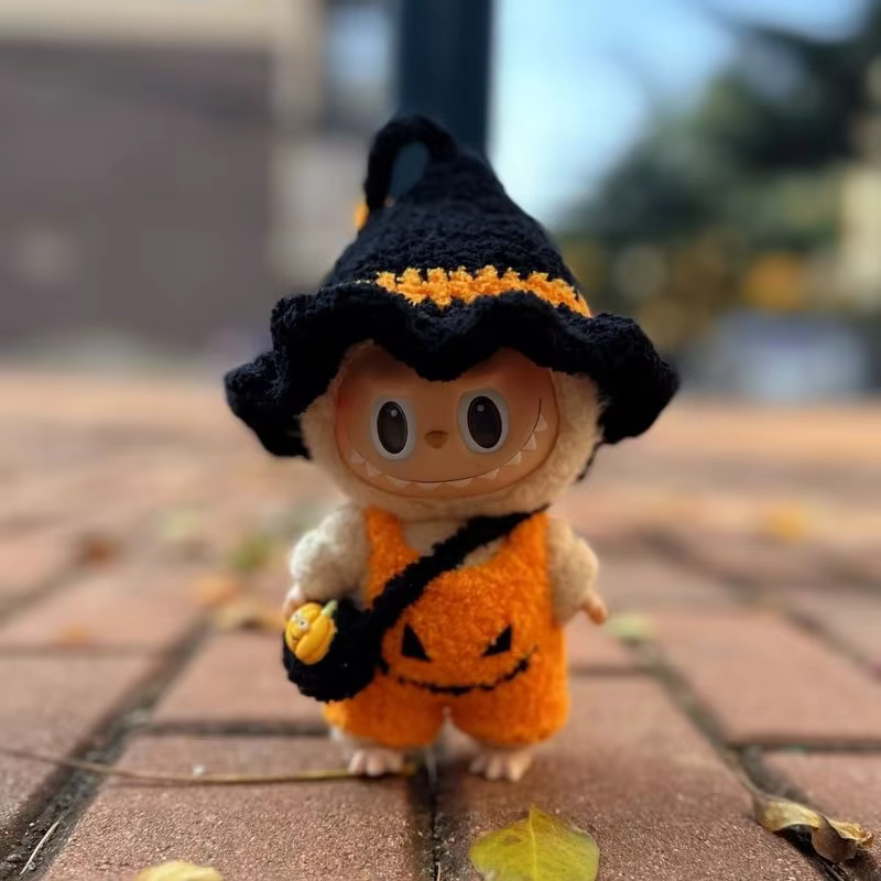 En stock para vestimenta de calabaza de 17 cm de Halloween Labubu, vestimenta de muñecas de vinilo personalizadas a mano, vestimenta elegante para el Festival Labubu, juguetes, obsequios
