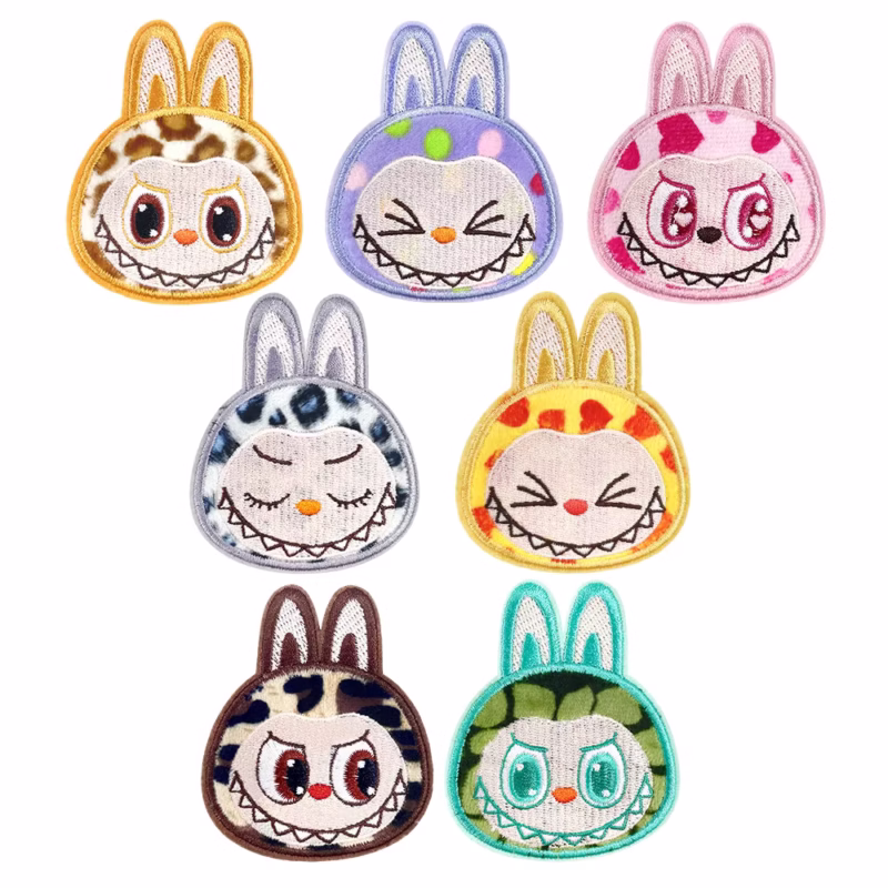 Adiestra tus ropa y complementos con las pegatinas bordadas en tela de dibujos animados Labab - Image 2