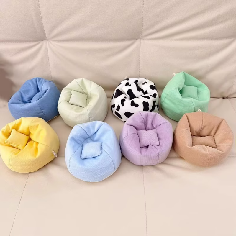 Suave sofá mini Labubu de peluche con cojín suave y almohada de sofá de peluche y accesorios de almohada suave para muñecas de interior y sofá de auto con accesorios - Image 4