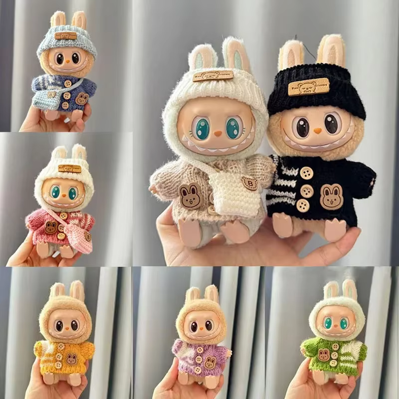 Accesorios para la muñeca Labubu: capa de trucos, sombrero, etiqueta de peluche suave, etiqueta de oso, bufanda, conjunto de muñeca mini