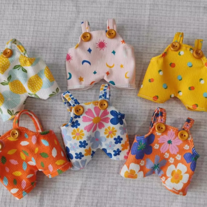 Traje Labubu, incluyendo ropa personalizada de macaron con error tipográfico, regalos DIY para niños, v1v2v2v2 cabeceras, conjuntos de ropa para muñecas de peluche