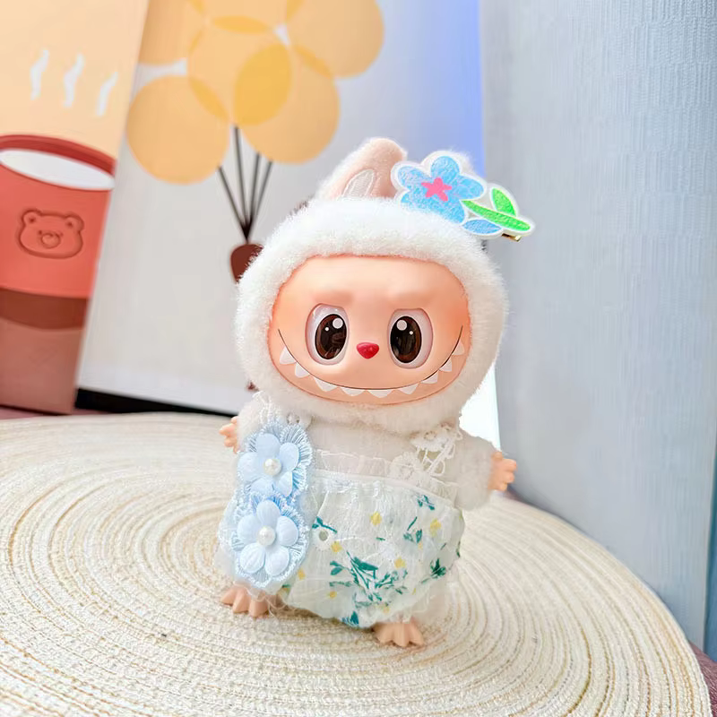 Con una altura promedio de 15 a 17 cm, estas figuras de acción son una excelente adición para exhibiciones, regalos encantadores o para una decoración temática