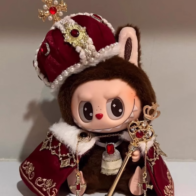 Labubu V1 - Capa de tamaño muñeca para Zimomo el Rey