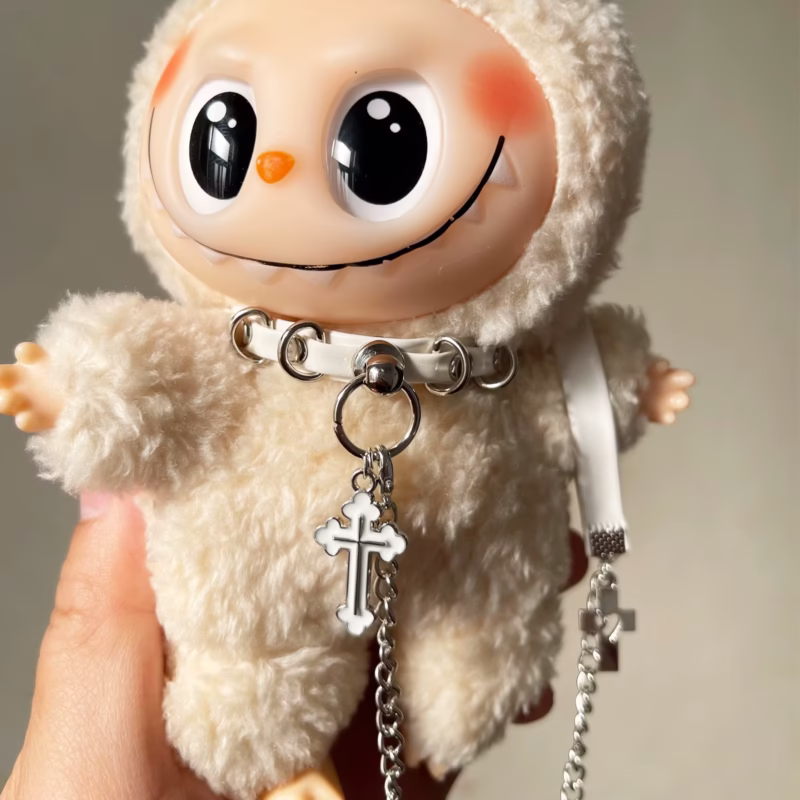 Accesorios Labubu de muñeca de 17 cm, 6.5 pulgadas, gargantilla hecha a mano de estilo cuerda con materiales suaves y seguros, además de encajes y adornos - Image 3